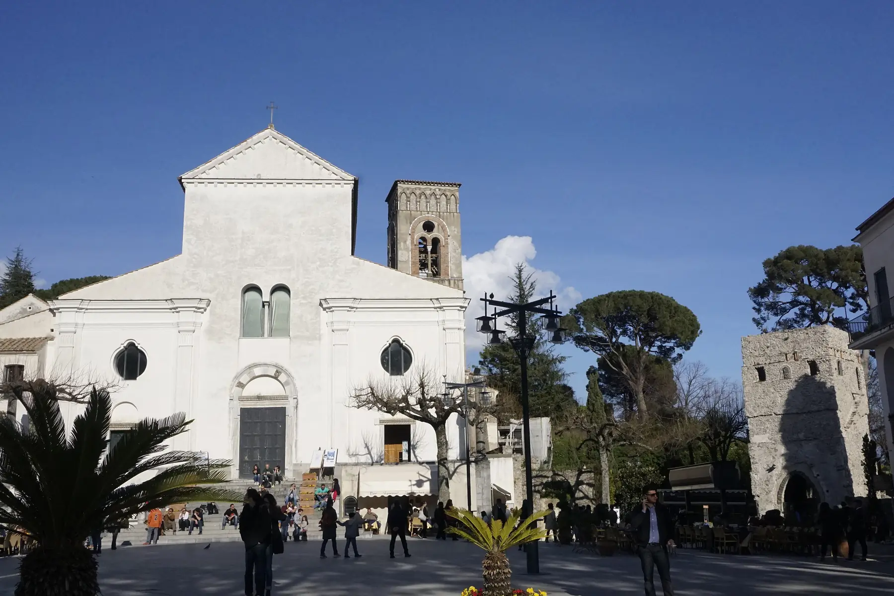 The cathedral square in the centre of Ravello